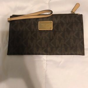 Michael Kors Wristlet